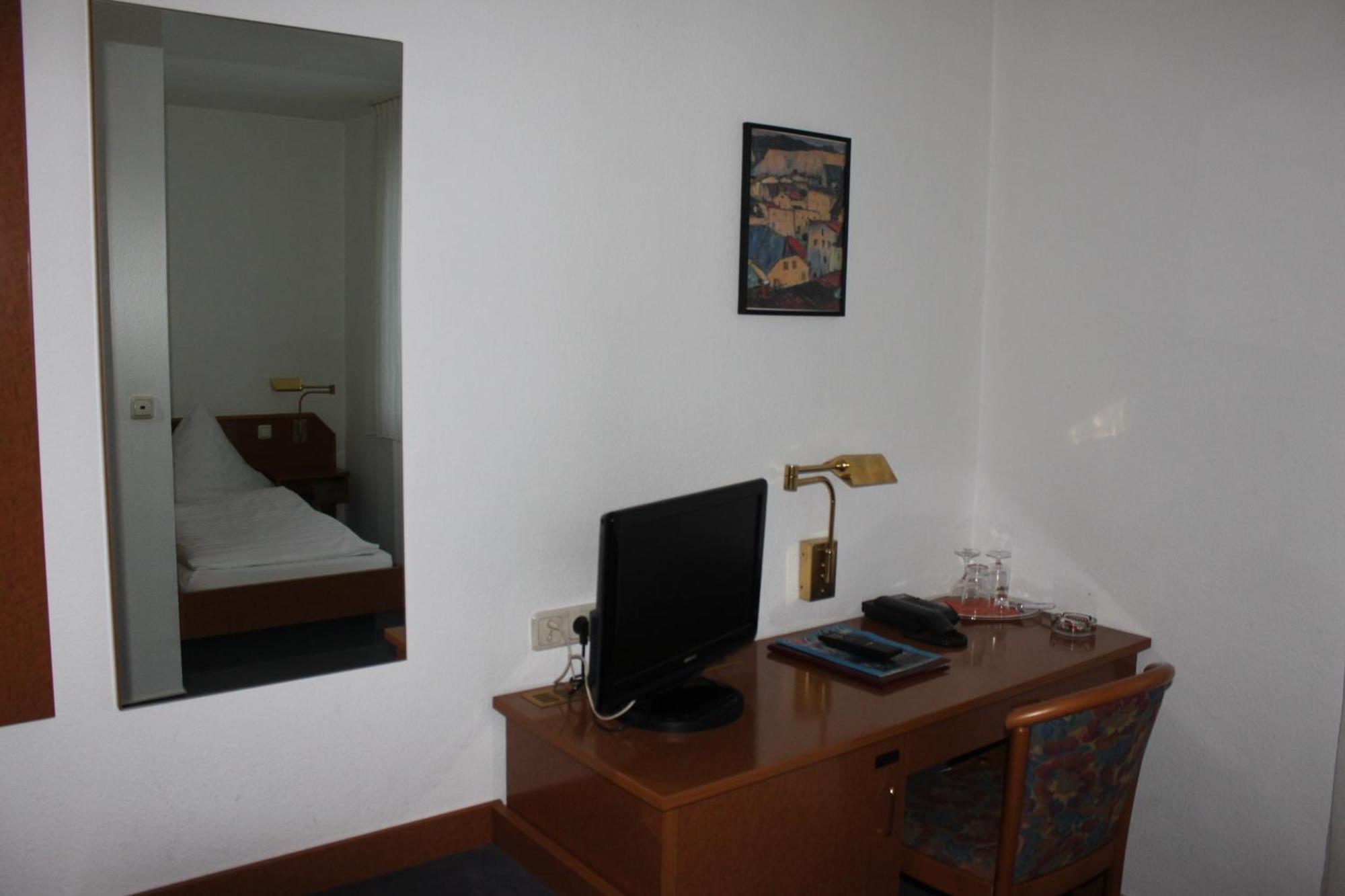 Hotel Roemerstein Mayence Extérieur photo